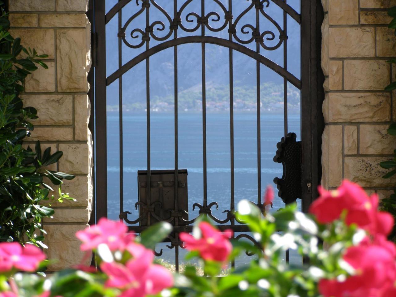 Apartments Dani Kotor Exterior photo